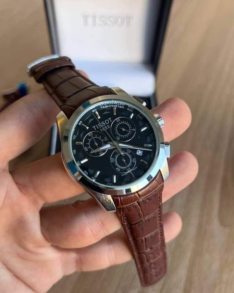 ساعة Tissot Men’s Leather Watch – Active Subdials لون بني واسود